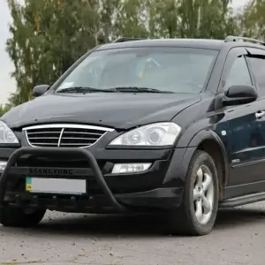 Кенгурятник WT004 Black (нерж) для SsangYong Action 2005–2018