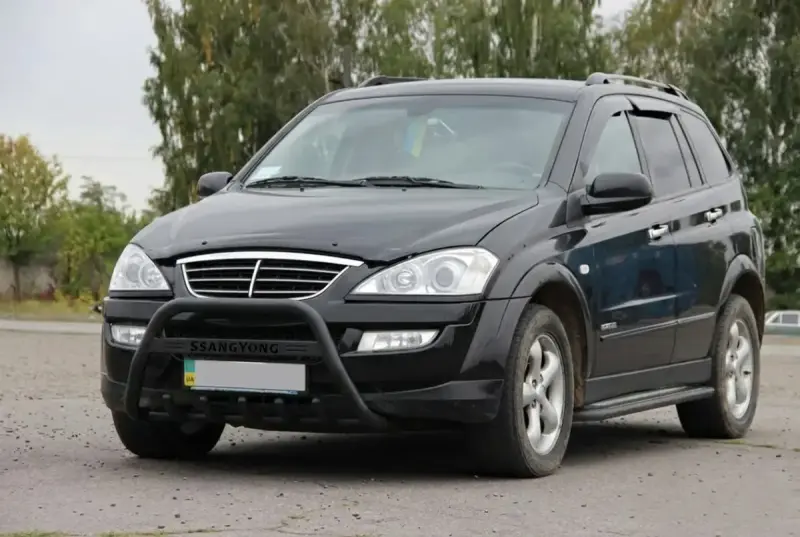 Кенгурятник WT004 Black (нерж) для SsangYong Action 2005–2018