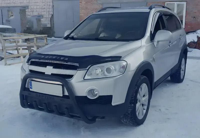 Кенгурятник WT004 Black (нерж) для Chevrolet Captiva 2006–2019