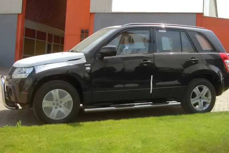 Бічні труби (2 шт., нерж) для Suzuki Grand Vitara 2005–2017
