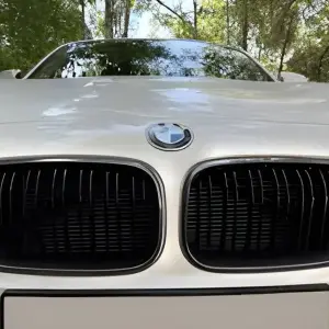 Ніздрі M-Look (2011-2014, чорний глянець з хром окантовкою) для BMW 1 серія F20/F21 2011–2019