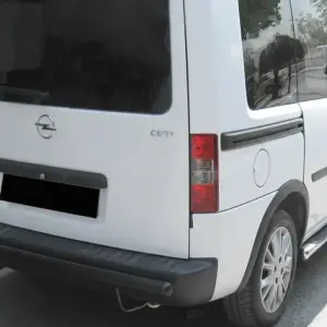 Задня дуга AK002 Black (нерж.) для Opel Combo 2002–2012