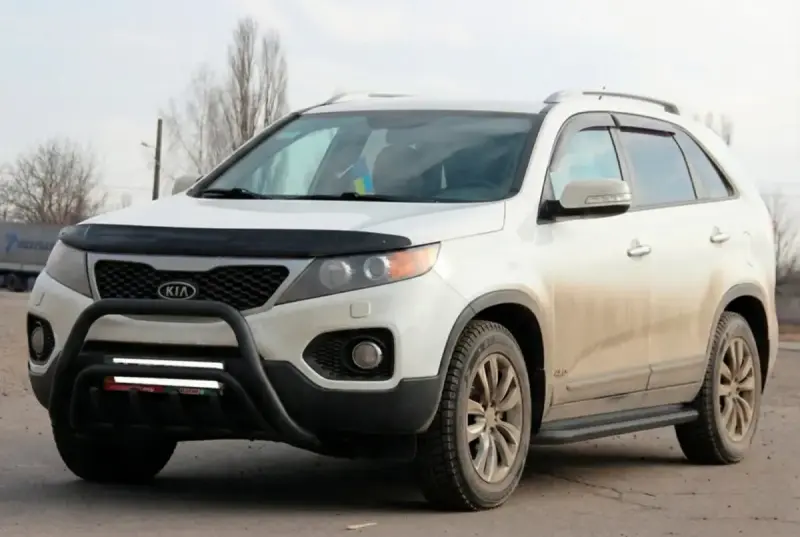 Кенгурятник WT002/2 Black (нерж.) для KIA Sorento II XM 2009–2014