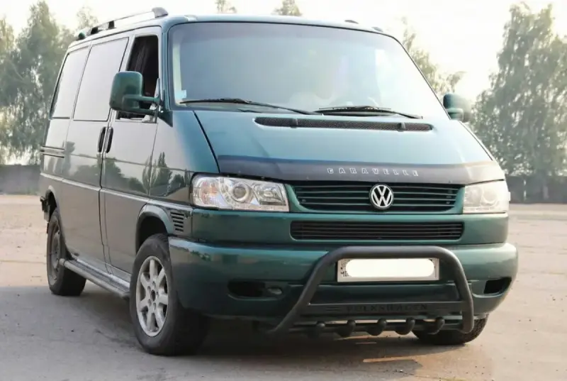 Кенгурятник WT004 Black (нерж) для Volkswagen T4 Caravelle/Multivan 1990–2003