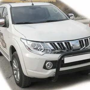 Кенгурятник WT005 Black (нерж) для Mitsubishi L200 2015–2024