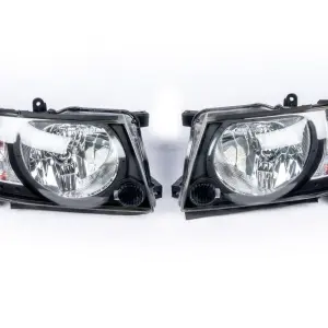 Передня оптика Safari Black (2004-2008, 2шт) для Nissan Patrol Y61 1997–2011