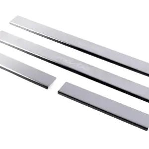 Накладка на пороги Carmos (4 шт, нерж) V-2 для Mazda 6 2003–2008