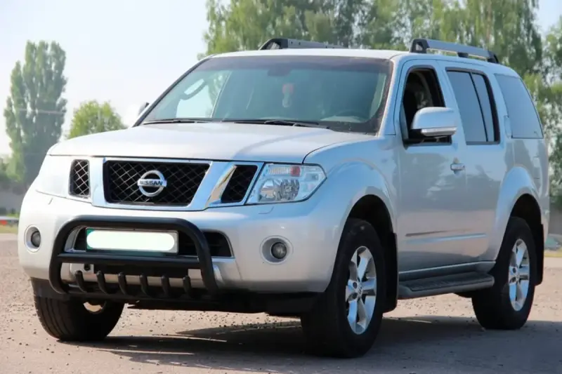 Кенгурятник WT008 Black (нерж) для Nissan Navara 2006–2015