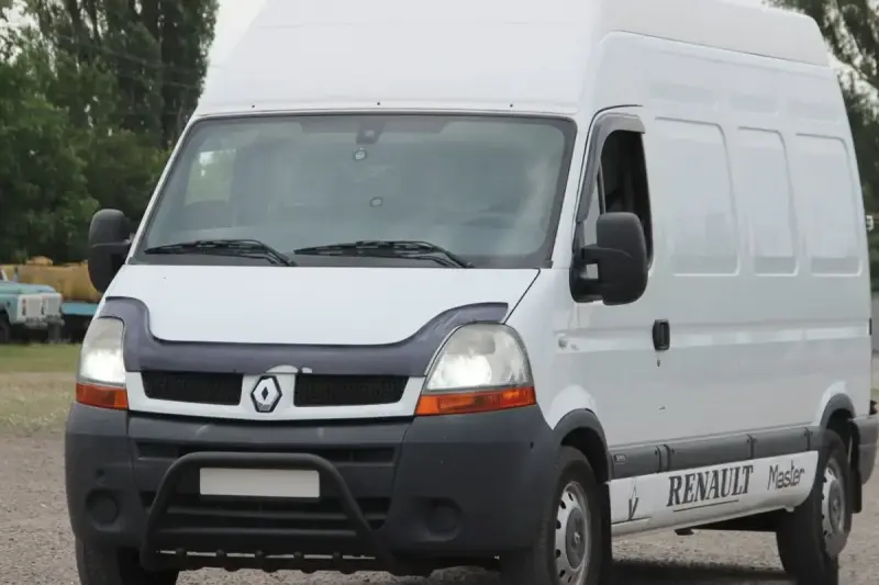 Передня дуга WT003 Black (нерж.) для Renault Master 1998–2010
