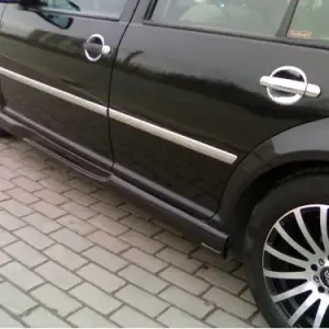 Бічні спідниці Спорт (під фарбування) для Volkswagen Bora 1998–2004