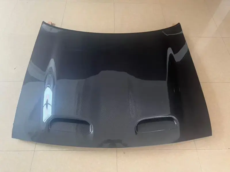 Капот (Карбон) для Dodge Challenger 2008–2023