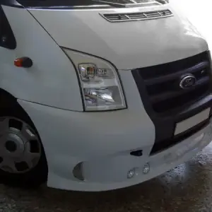 Накладка на передній бампер (для моделей 200-HP) для Ford Transit 2000–2014