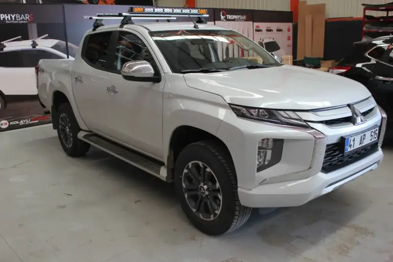 Перемички на гладку дах (2 шт, Asaf V4) для Mitsubishi L200 2015–2024