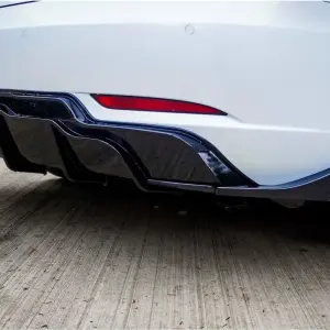 Дифузор заднього бампера Fast (для 2017-2023) для Tesla Model 3 2017–