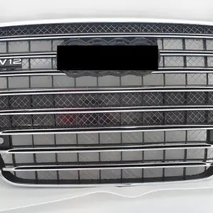 Передня решітка (2010-2013, чорна з хромом) для Audi A8 2010–2018