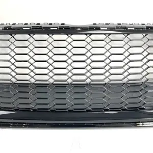 Передня решітка RSQ-Style без лого (2020-2025, чорна) для Audi Q5 2017–2025
