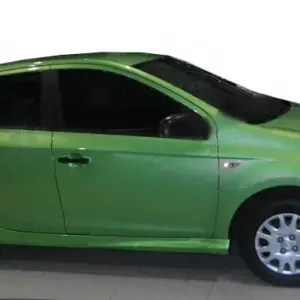 Бічні спідниці (під фарбування) для Hyundai I-20 2008–2012