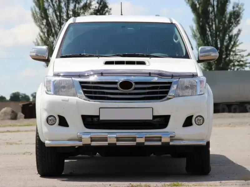 Передній захист ST015 (нерж.) для Toyota Hilux 2006–2015