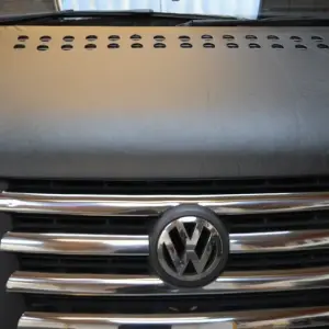 Чохол капота (кожазаменитель) для Volkswagen Crafter 2006–2016
