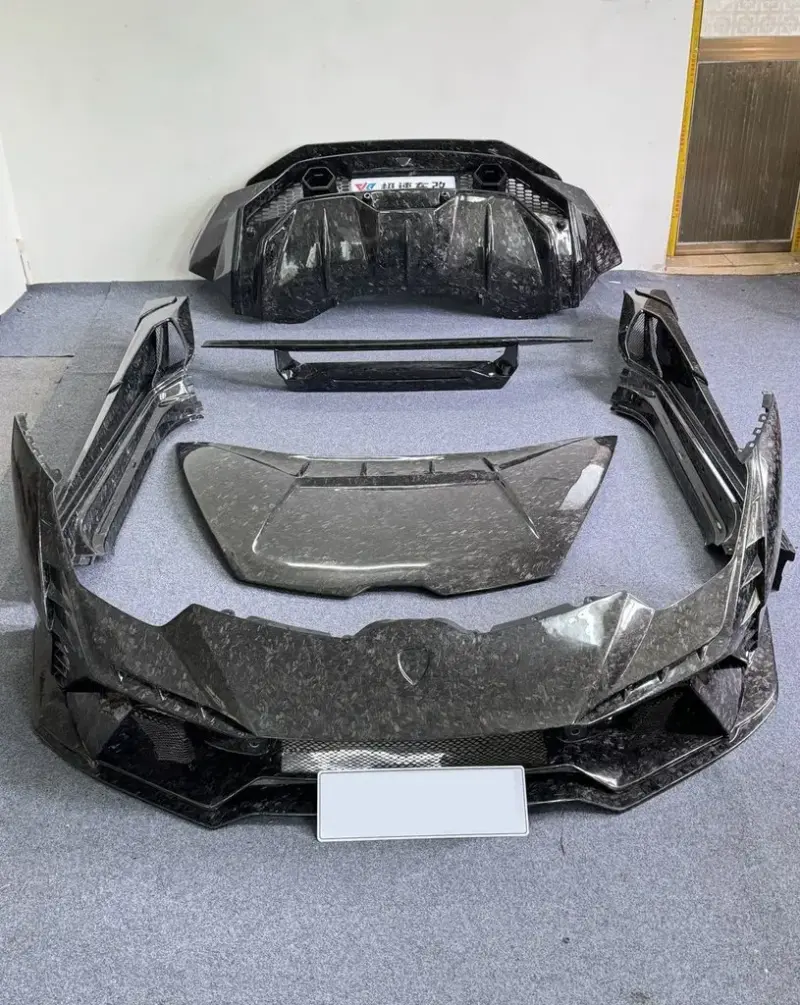 Комплект обвісів LRT (Кований карбон) для Lamborghini Huracan 2014–