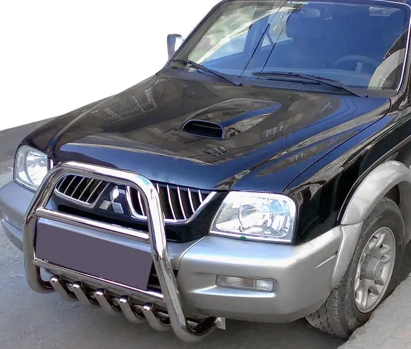 Кенгурятник QT007 (нерж.) для Mitsubishi L200 1996–2006
