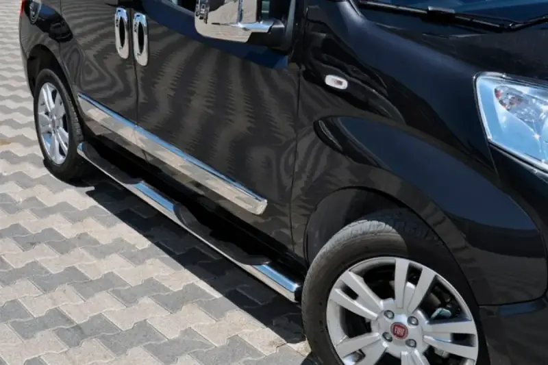 Бічні труби Ø70 (2 шт., Нерж.) для Fiat Fiorino/Qubo 2008–2024