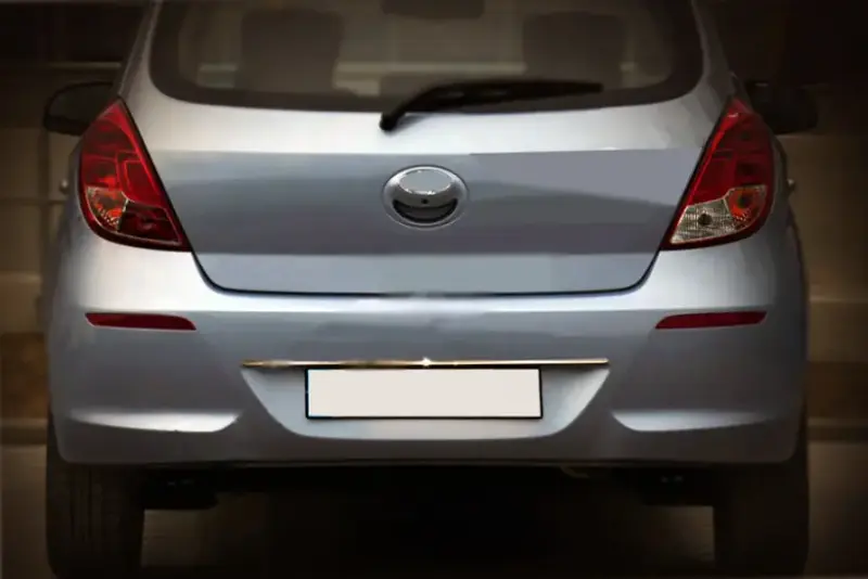 Накладка над номером (нерж.) для Hyundai I-20 2012–2014