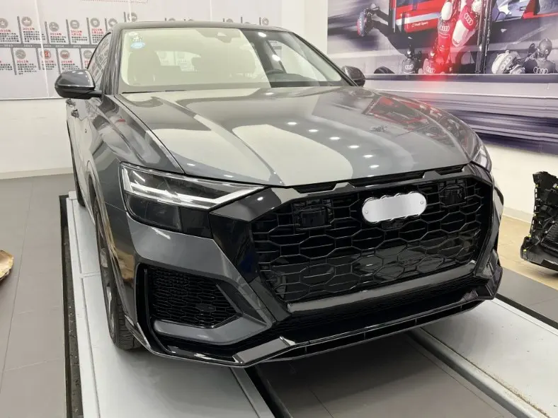 Передній бампер RS-Style (2018-2023) для Audi Q8 2018–