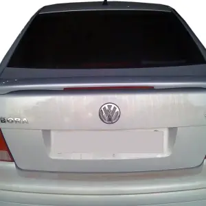 Спойлер Ісіклі (під фарбування) для Volkswagen Bora 1998–2004