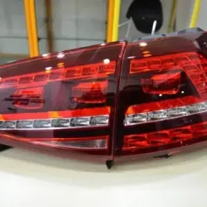 Задні LED ліхтарі з бігучим поворотом (2012-2017, 2 шт) для Volkswagen Golf 7/E-Golf 2012–2020