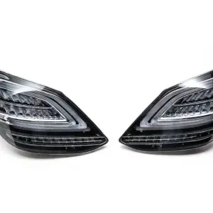 Задні ліхтарі BlackEdition V1 (2 шт) для Mercedes-Benz C-class W205 2014–2021