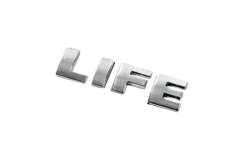 Напис Life (під оригінал) для Volkswagen Caddy 2010–2015
