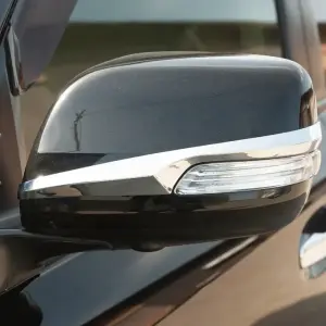 Смужки на дзеркала (2 шт, хром) для Toyota Land Cruiser Prado 150 2009–2023