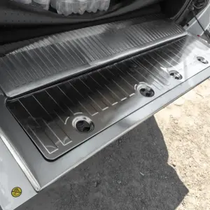 Комплект вставок в багажник (нержавійка) для Toyota Land Cruiser 200 2007–2021