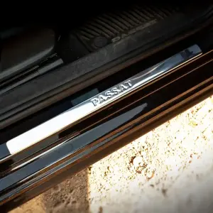 Накладки на пороги OmsaLine тип 1 (4 шт, нерж) для Volkswagen Passat B7 2012–2015