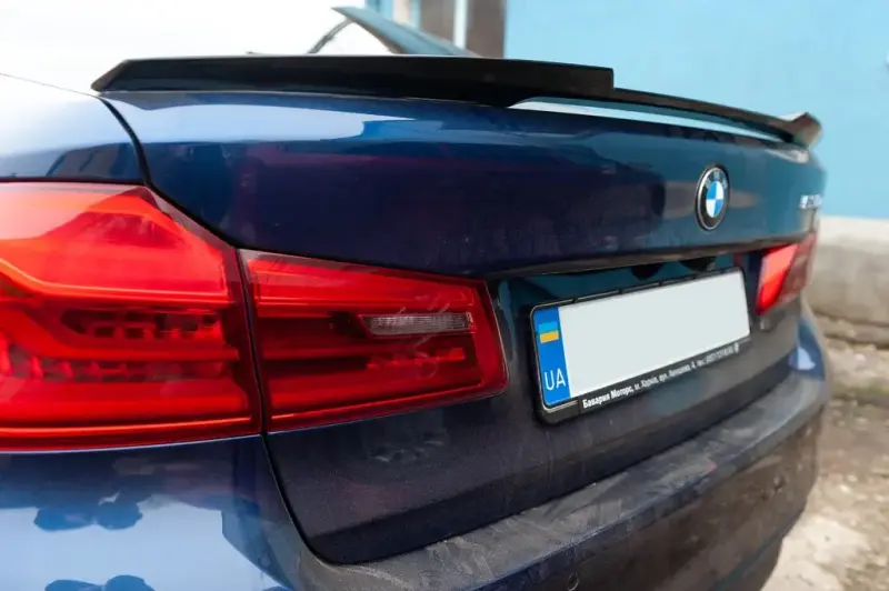 Спойлер M4-Style (чорний глянець) для BMW 5 серія G30/G31 2017–2023
