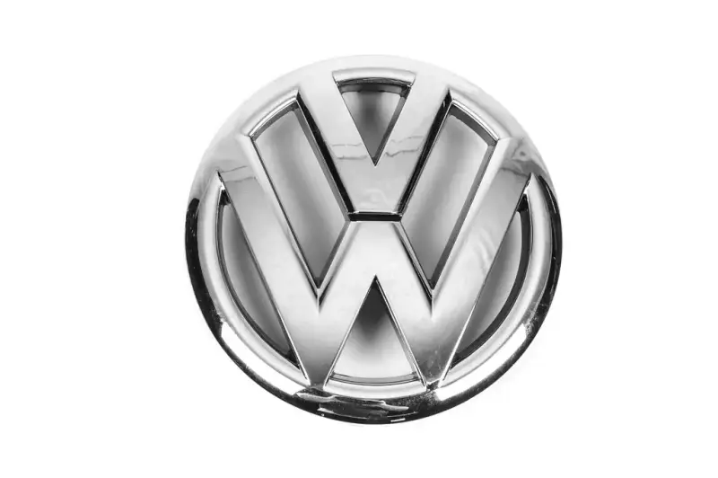 Передній значок 5K0 853 601F для Volkswagen Golf 6 2008–2014