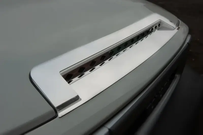 Хром накадки на капот (нержавійка) для Toyota FJ Cruiser 2006–2022