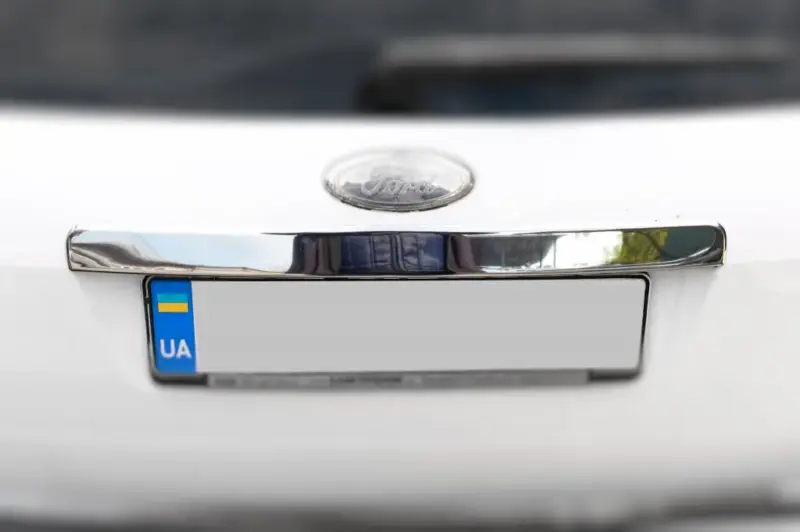 Хром планка над номером (нерж.) для Ford C-Max 2004–2010